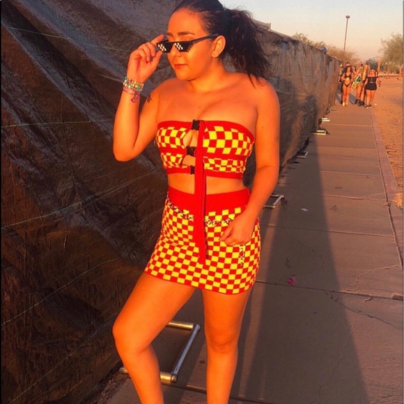 checkered two piece!! so cute and comfy